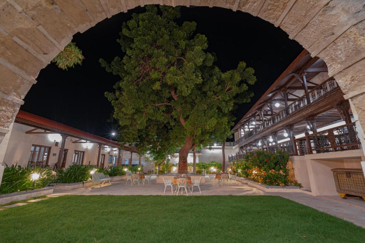 Tree Of Life Darbargadh Dared Hotel Bhavnagar Buitenkant foto